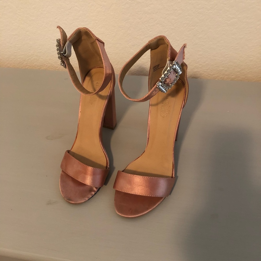 Heels - Picture 3 of 4